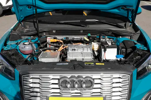 Audi Q2L e-tron