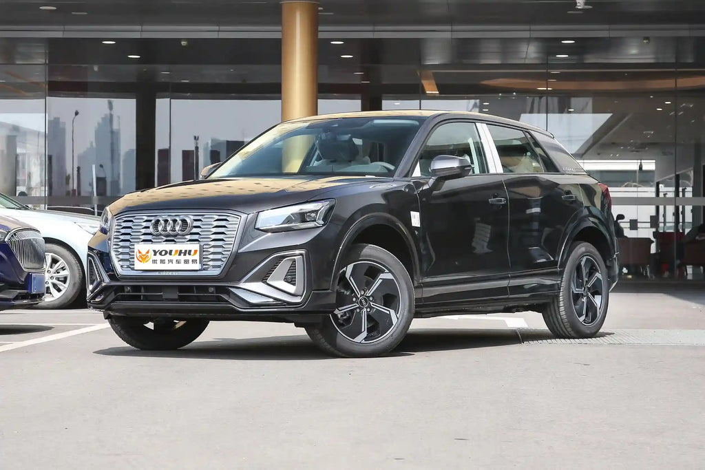 Audi Q2L e-tron